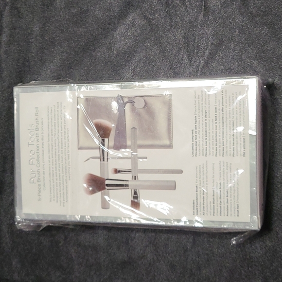 Pür Pro Tools - makeup brushes - Picture 2 of 4